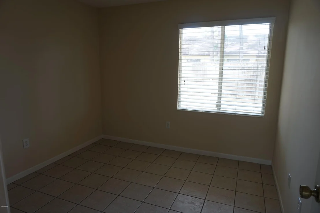 Photo of 850 Pine View Avenue