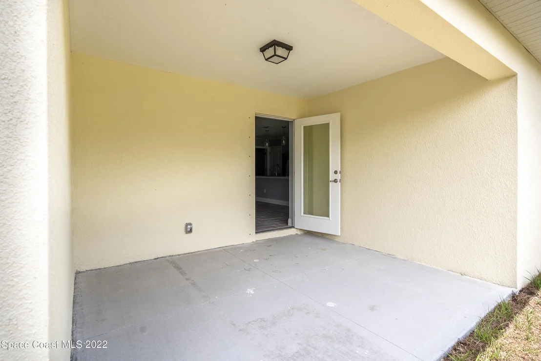 Photo of 3661 Jupiter Boulevard SE