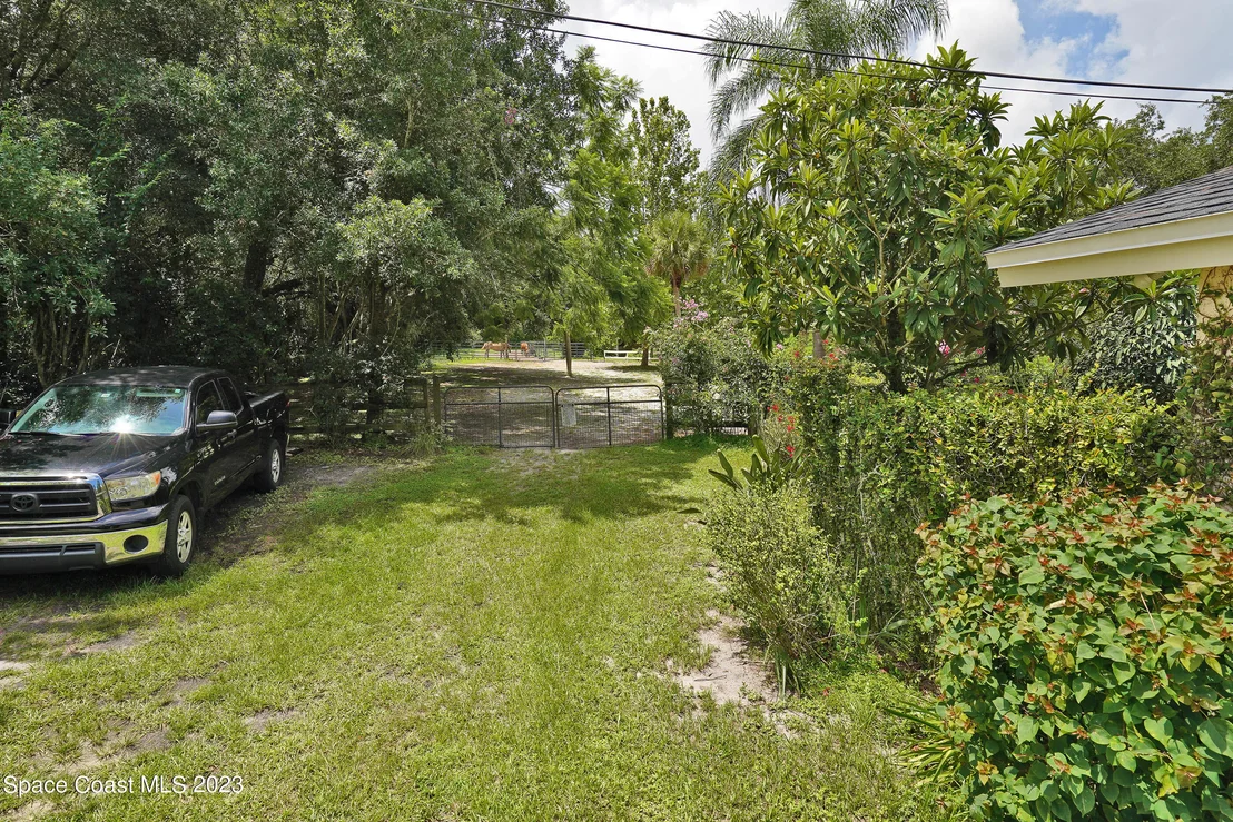 Photo of 2525 Friday Road