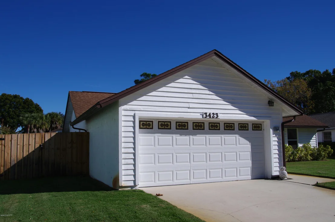 Photo of 3423 Mazur Drive