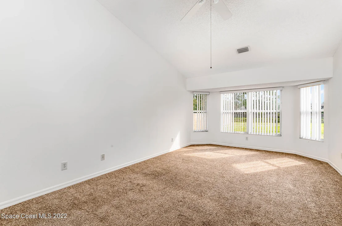 Photo of 1707 Elmhurst Circle SE