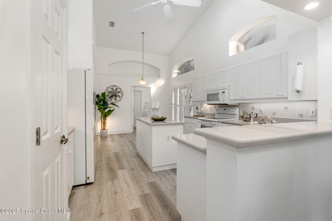 Photo of 361 Shell Cove Drive