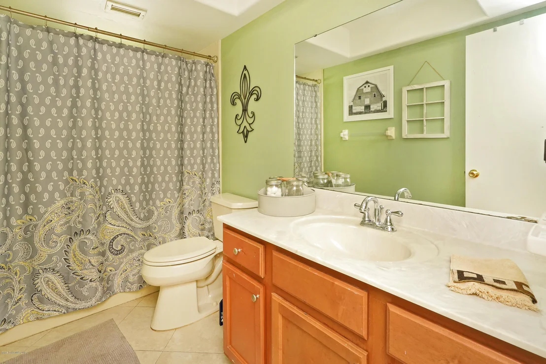 Photo of 1695 Figtree Drive