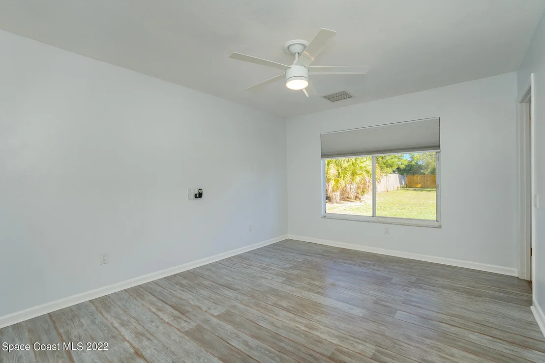 Photo of 1290 Bard Lane NE
