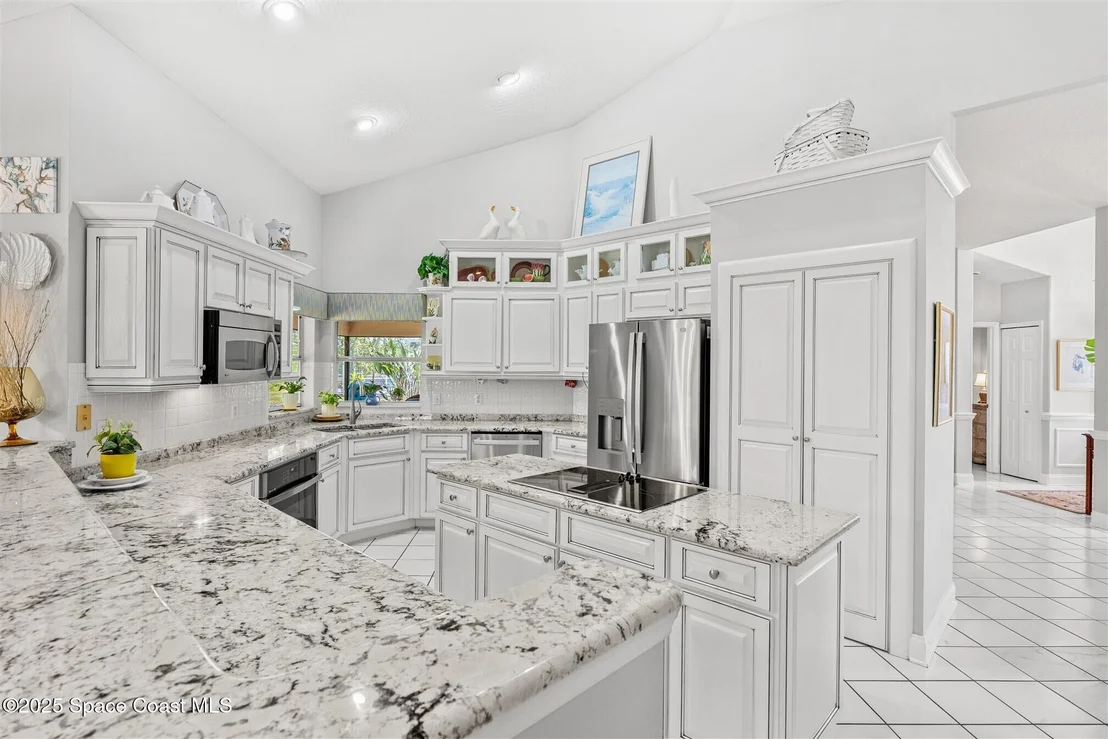 Photo of 952 Wildwood Drive