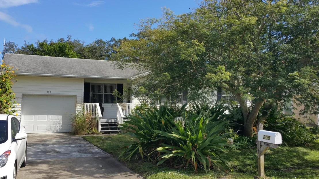 Photo of 205 Dunham Street
