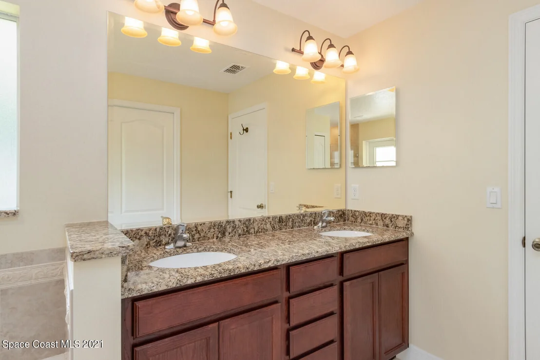Photo of 2524 Carmel Road