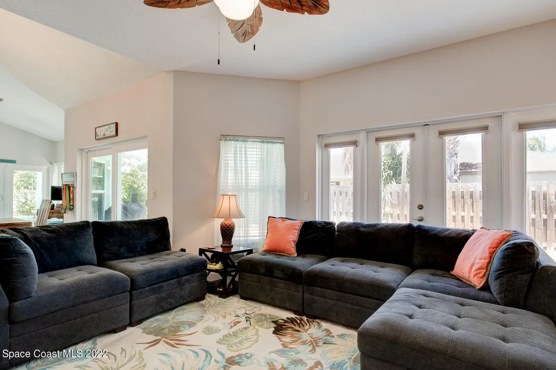 Photo of 270 Rita Boulevard