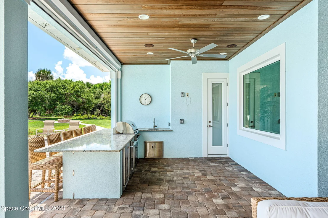 Photo of 6231 Windward Lane