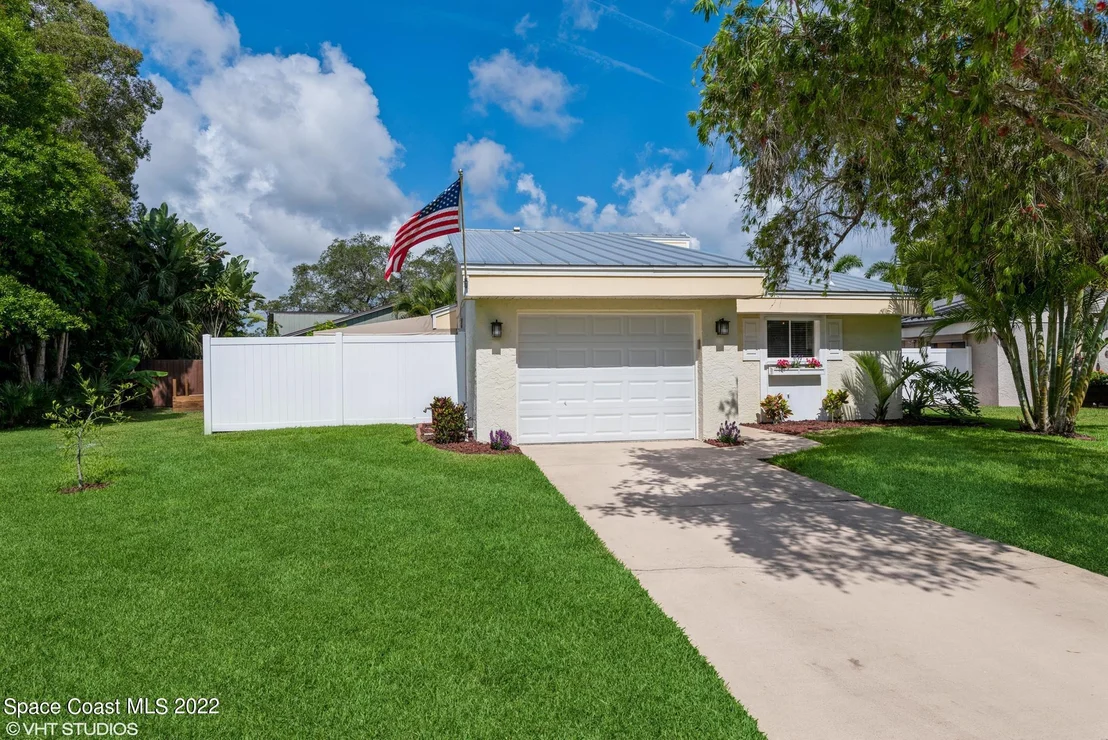 Photo of 374 Timberlake Drive