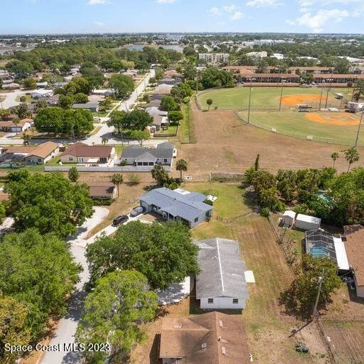 Photo of 1378 Estridge Drive