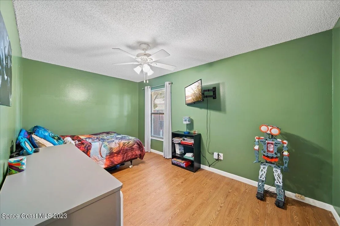Photo of 250 Applewood Circle