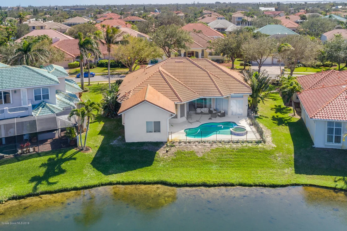 Photo of 330 Newport Drive