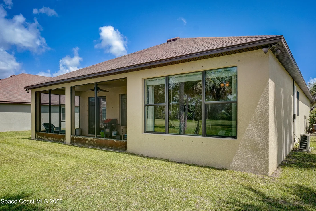 Photo of 1568 Outrigger Circle