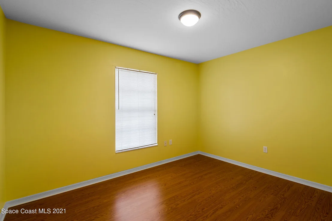 Photo of 942 Pineland Drive