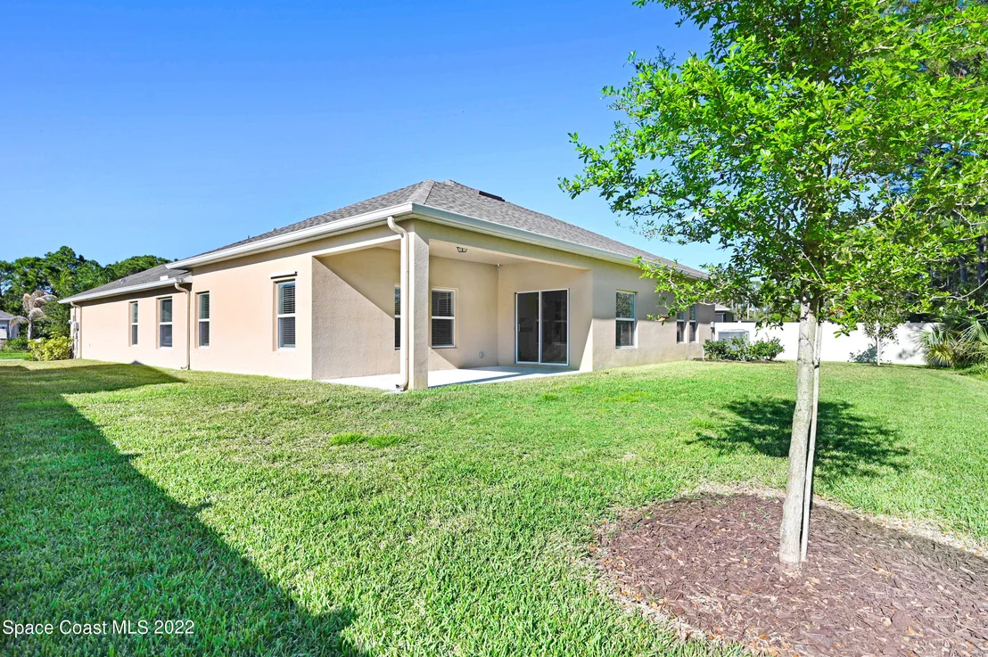 Photo of 636 Stonebriar Drive