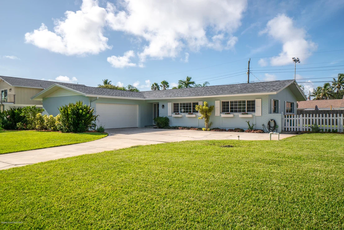 Photo of 461 Monaco Drive