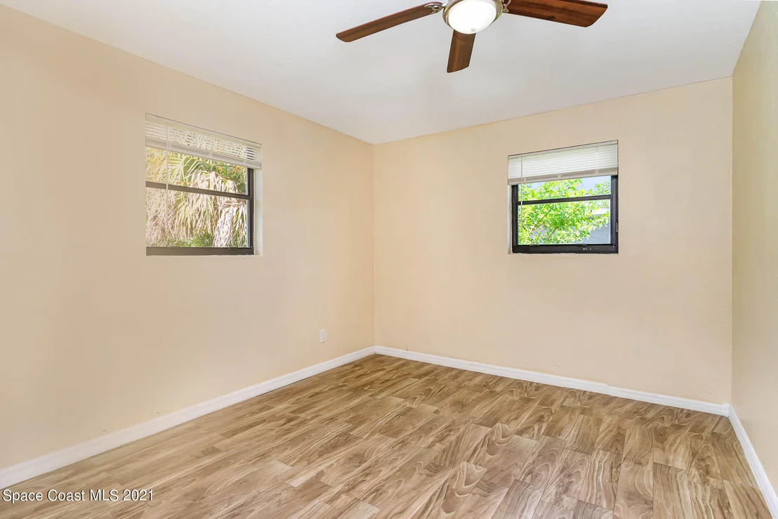 Photo of 1208 Myrtle Lane