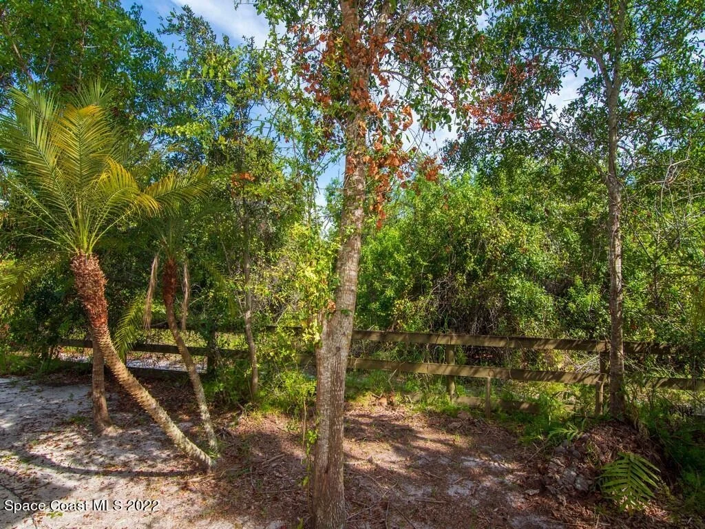 Photo of 5720 Lindsay Road
