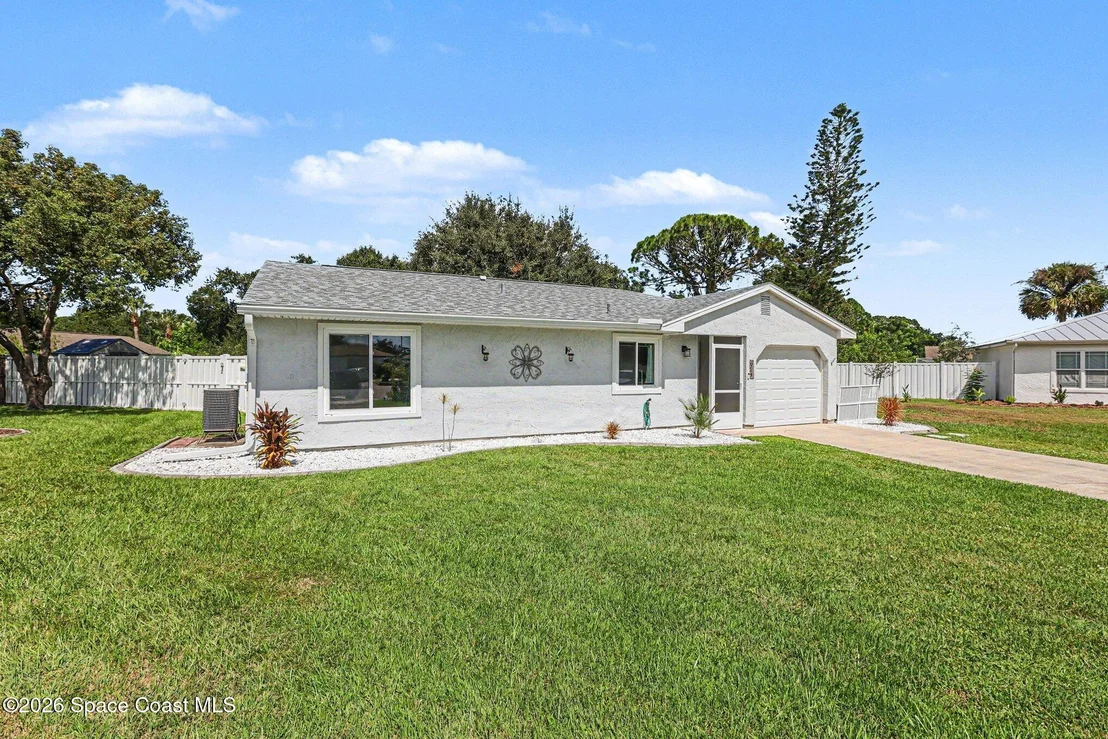 Photo of 924 Gables Way