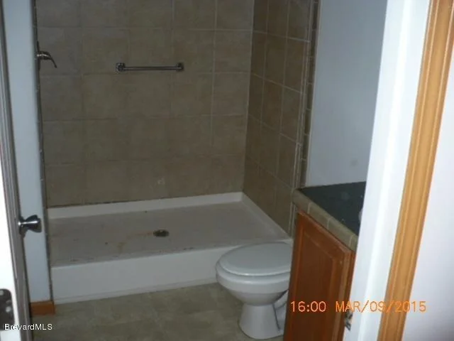 Photo of Unit 184 at 694 Outer Drive