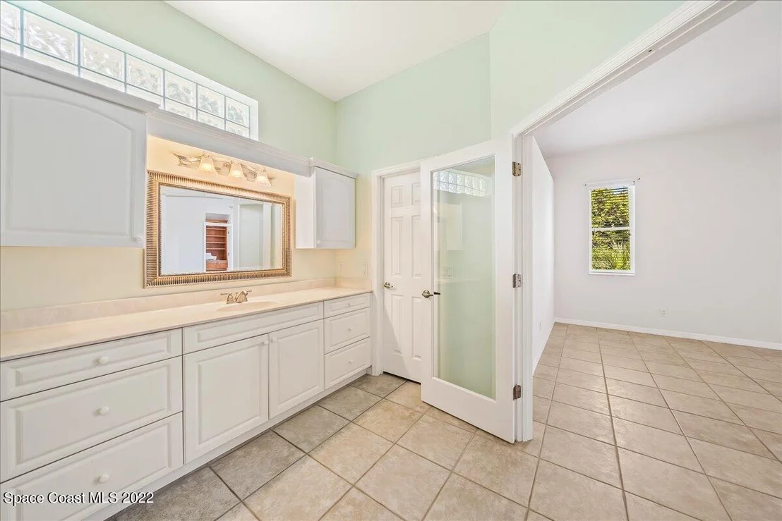 Photo of 4523 Long Lake Road