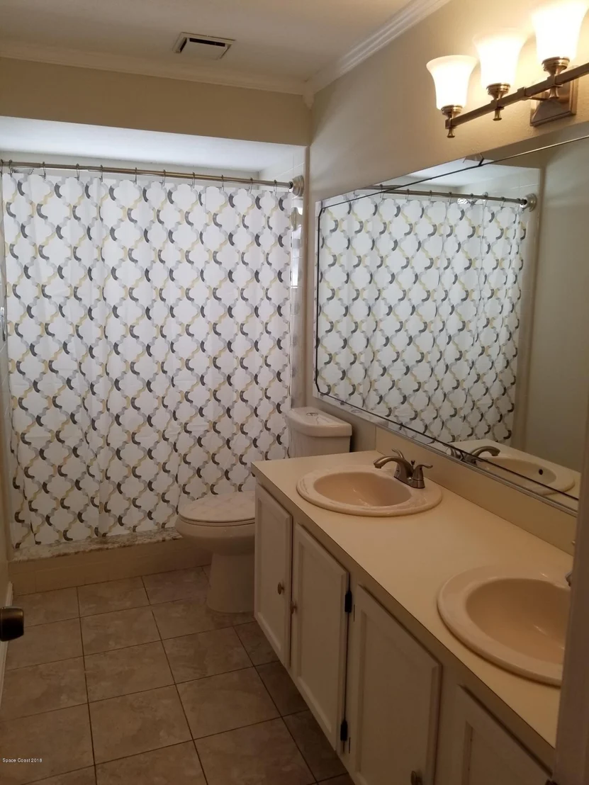 Photo of 1660 Clover Circle