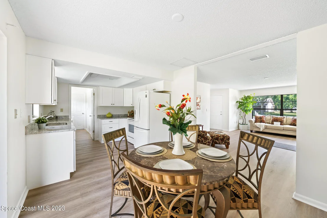 Photo of 5065 Bradbie Lane