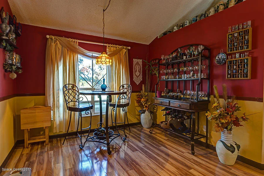 Photo of 904 Bluegrass Lane