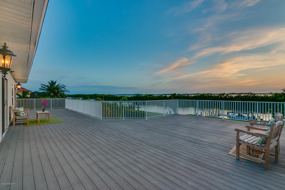 Photo of 298 Lanternback Island Drive