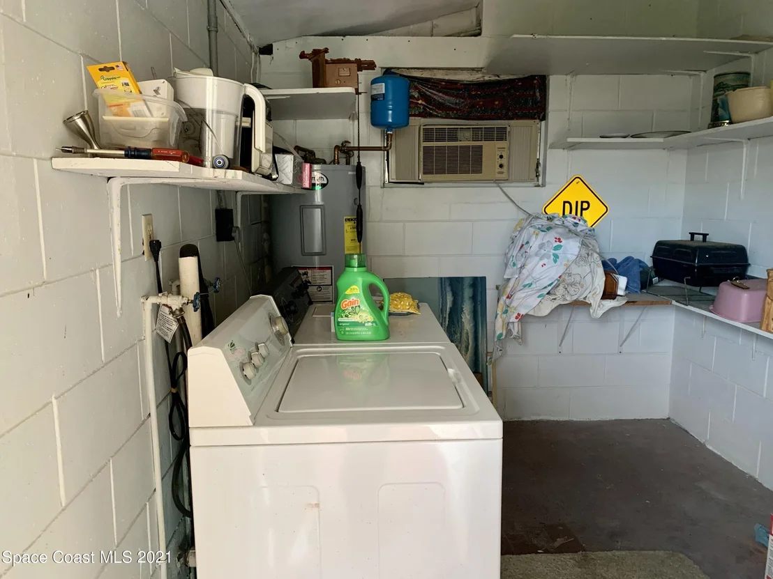 Photo of 899 Barclay Drive