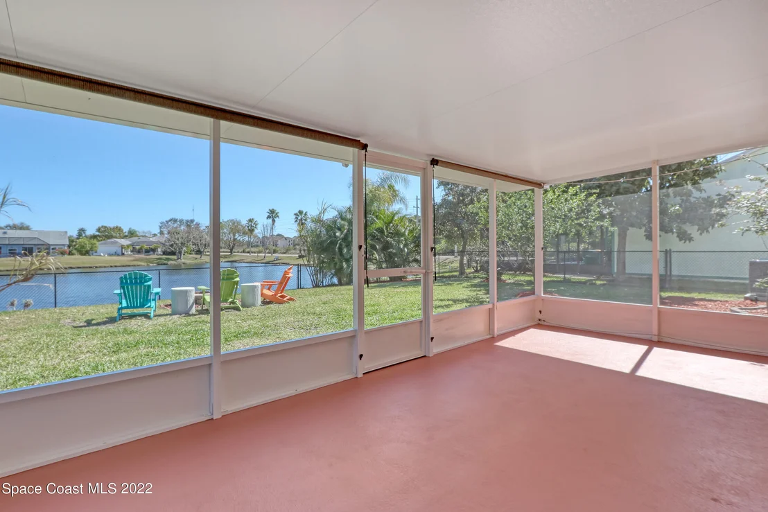 Photo of 4361 Silver Lake Drive