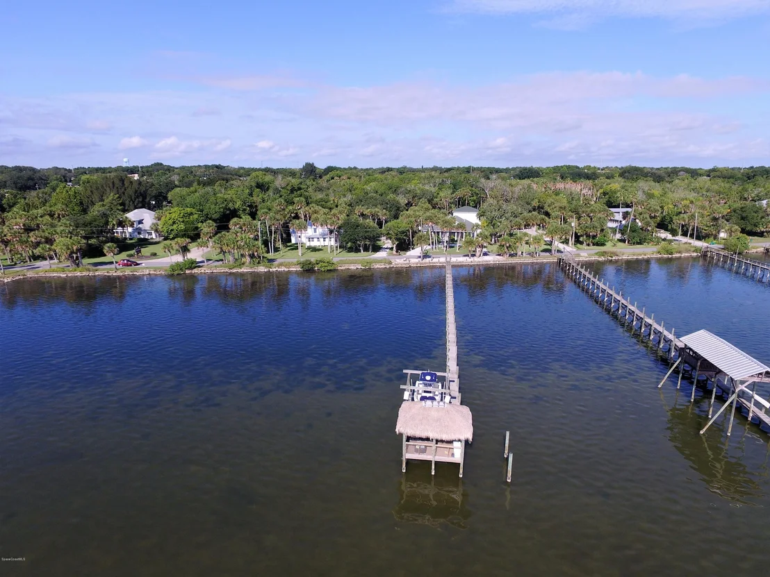Photo of 3745 Indian River Drive N