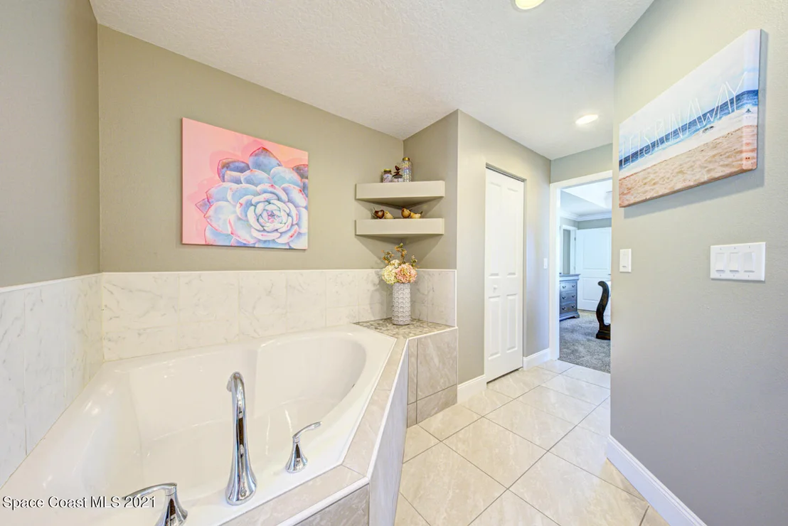 Photo of 925 Yorktowne Drive