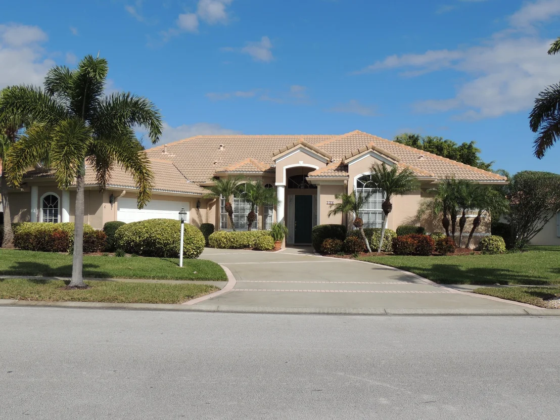 Photo of 726 Palmer Way