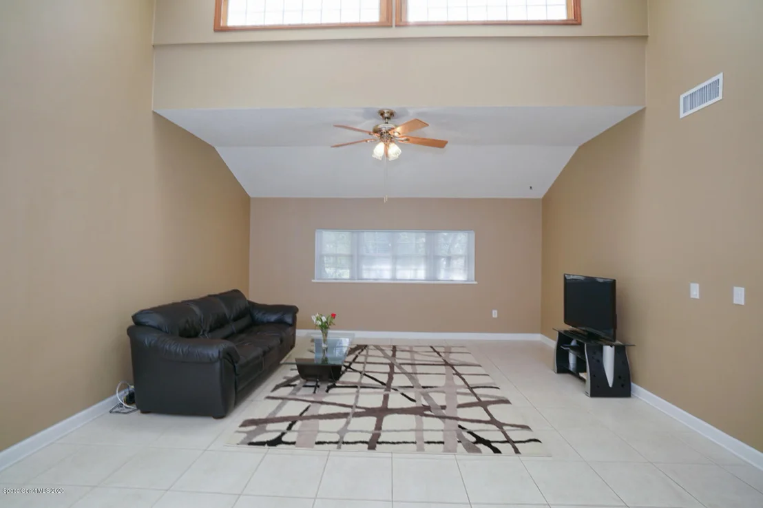 Photo of 2125 Linrose Lane