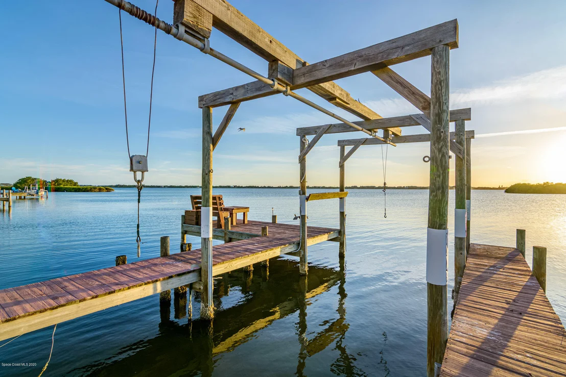 Photo of 454 Lanternback Island Drive