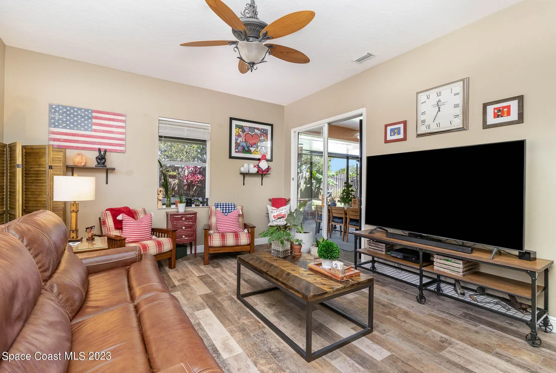 Photo of 2193 Woodfield Circle
