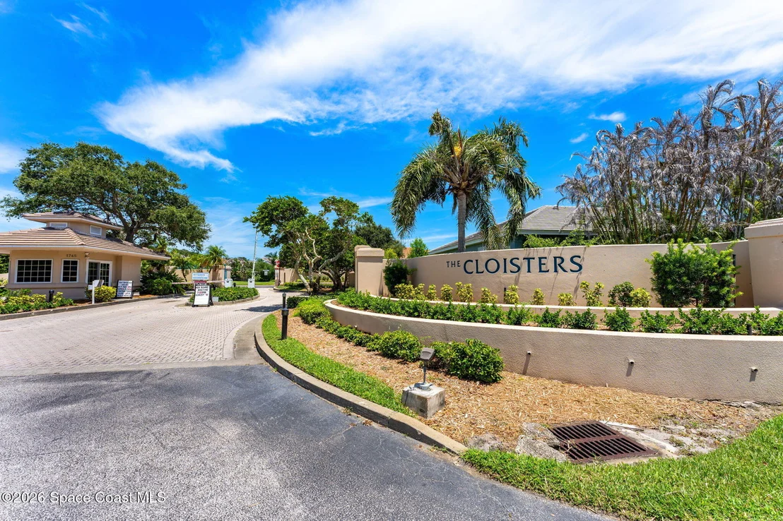 Photo of 242 Flanders Drive