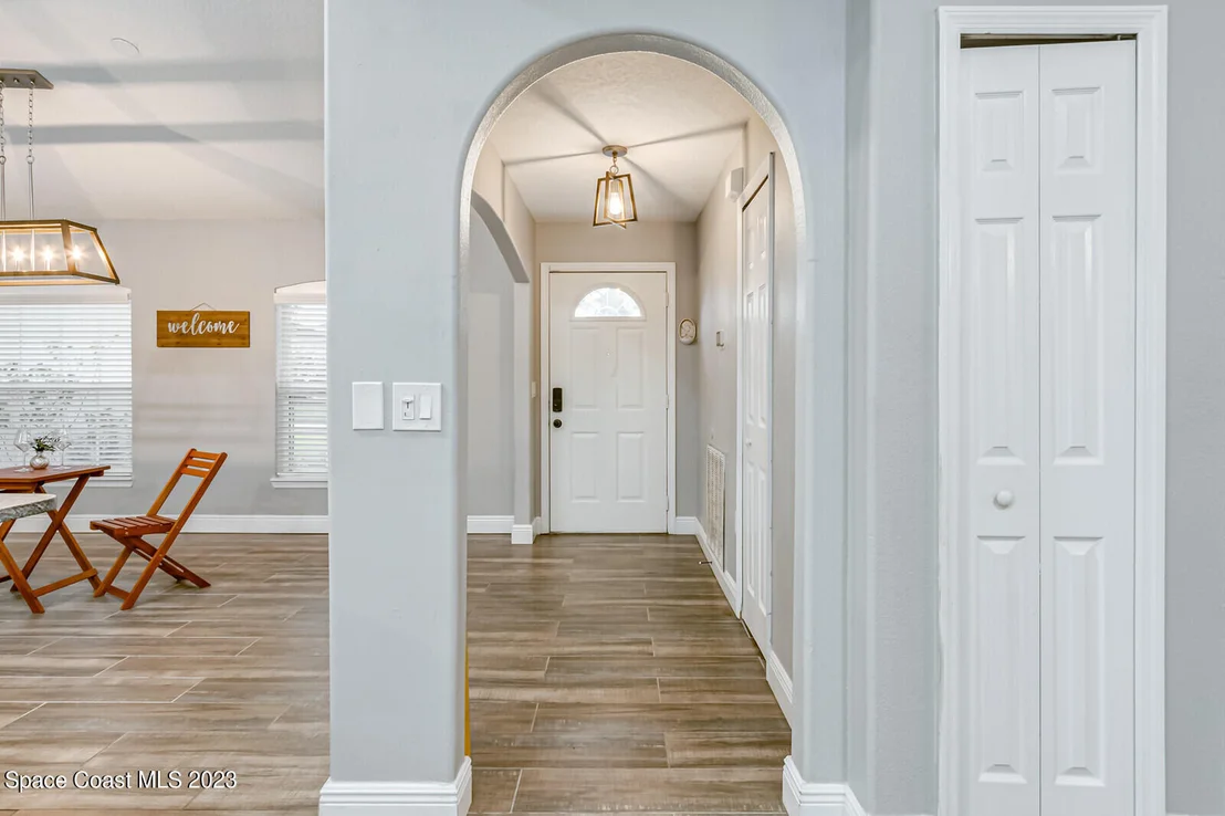Photo of 1171 Meadow Lake Road