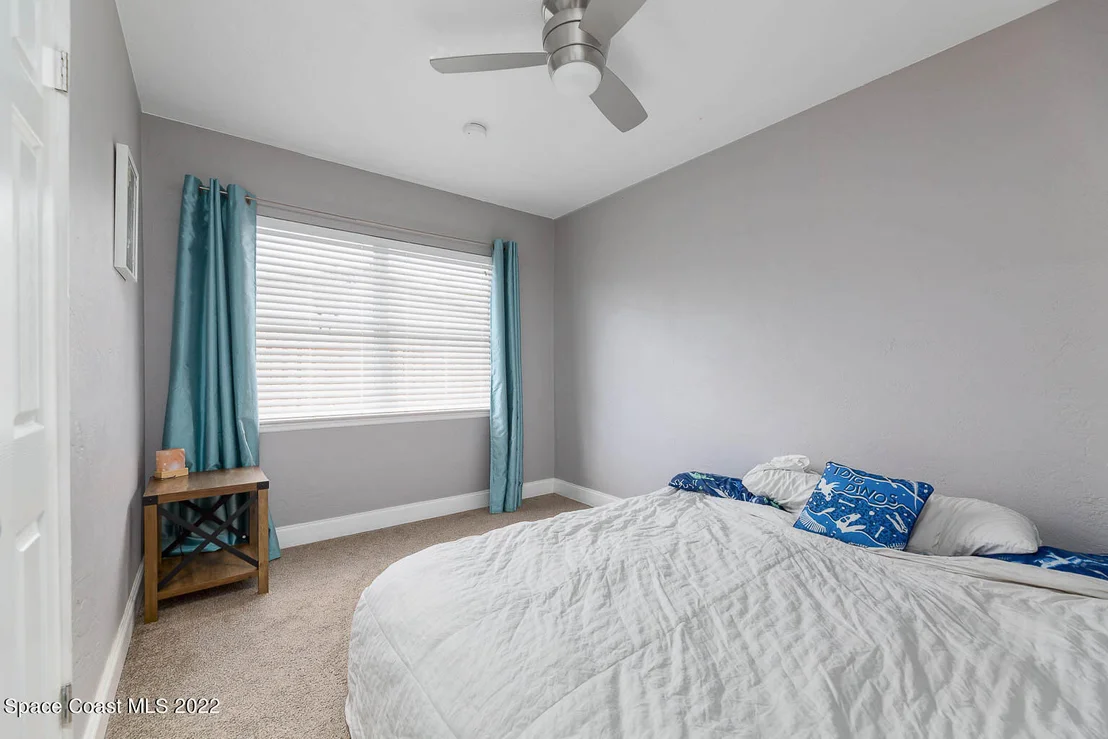 Photo of 201 W Alma Drive