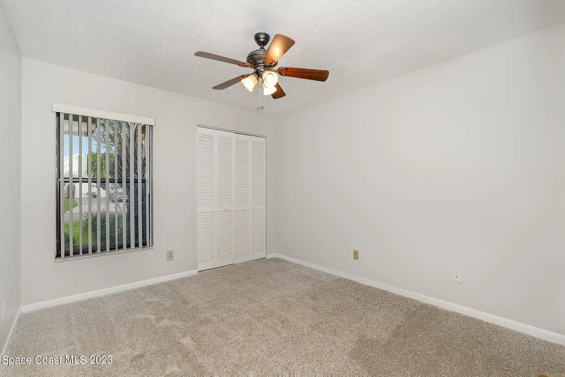 Photo of 504 Oak Mont Place