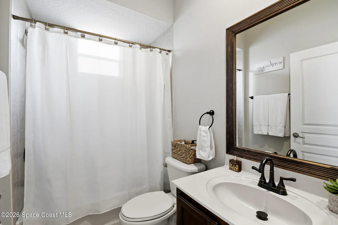 Photo of 1400 Bourke Lane