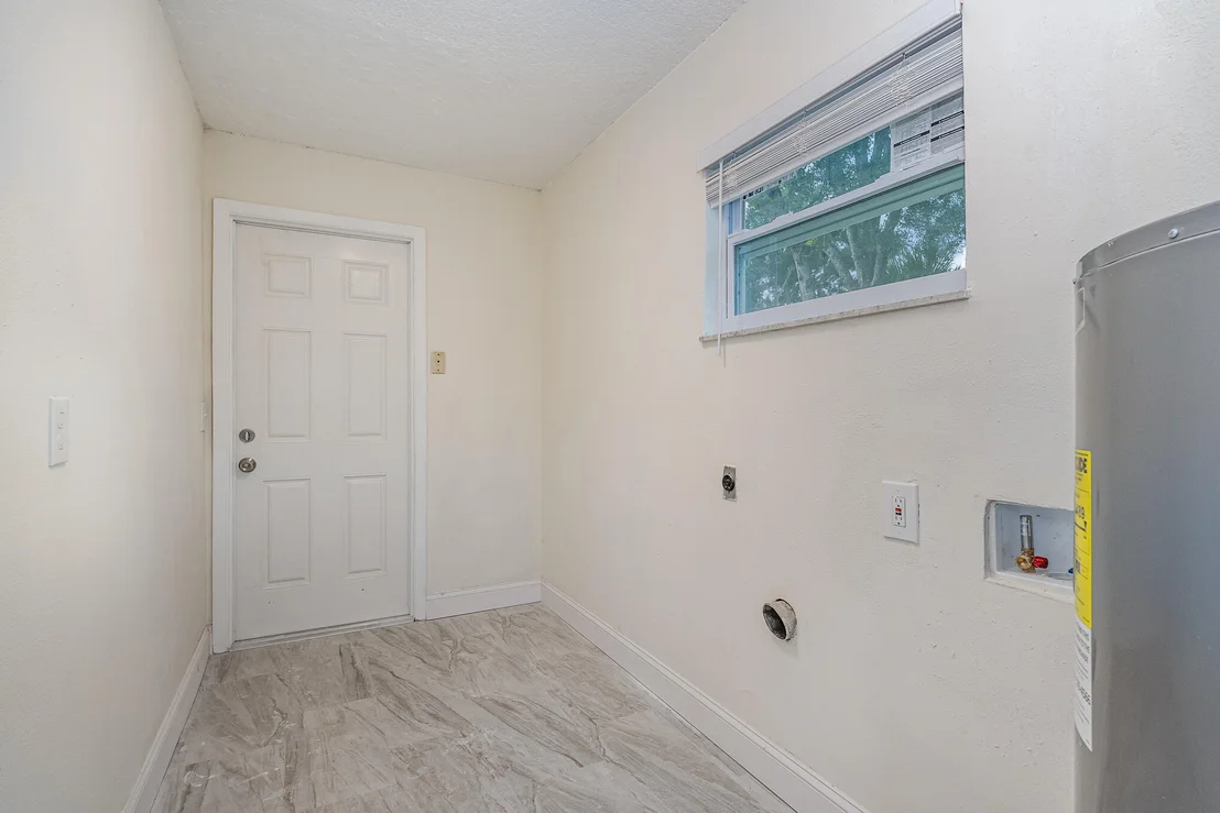 Photo of 2896 Lancaster Road