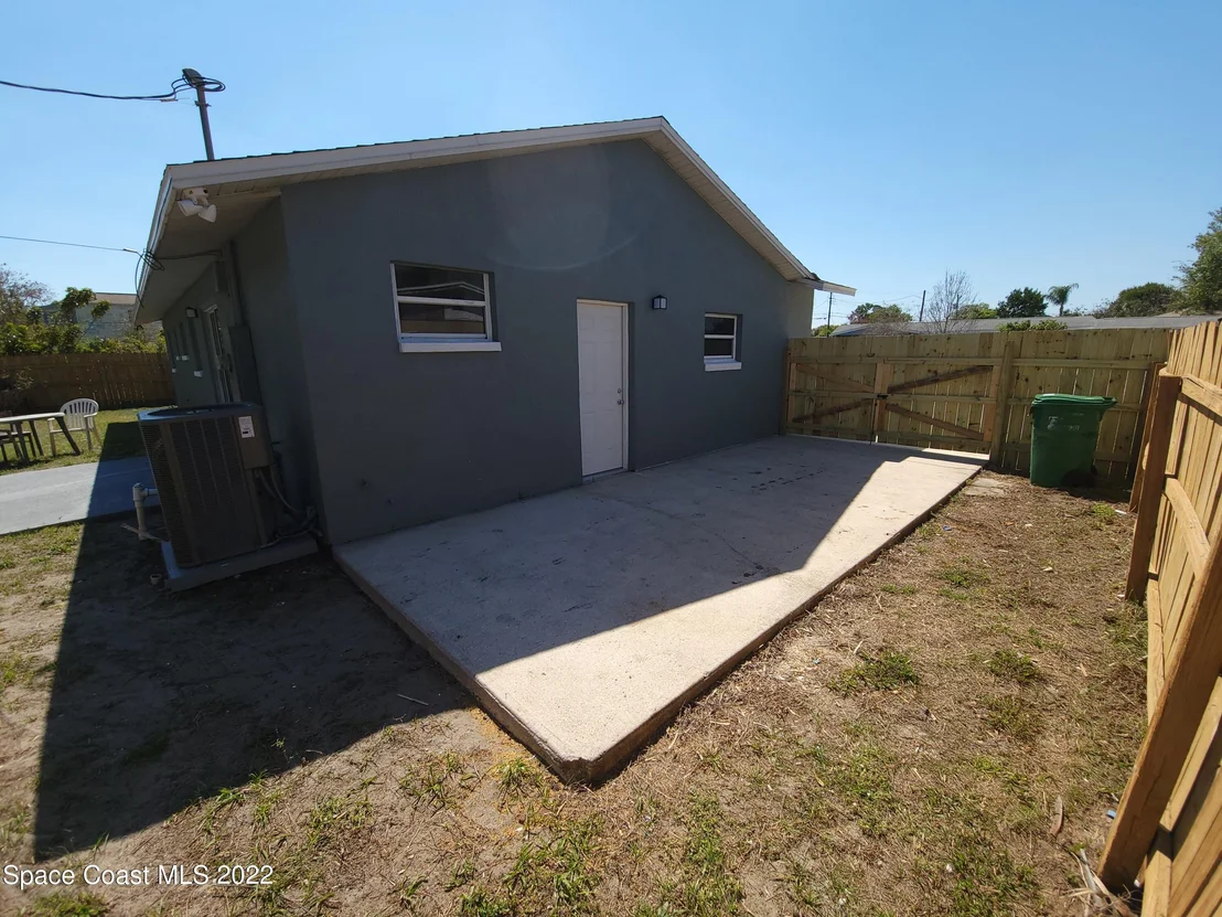 Photo of 337 Ponce De Leon Avenue