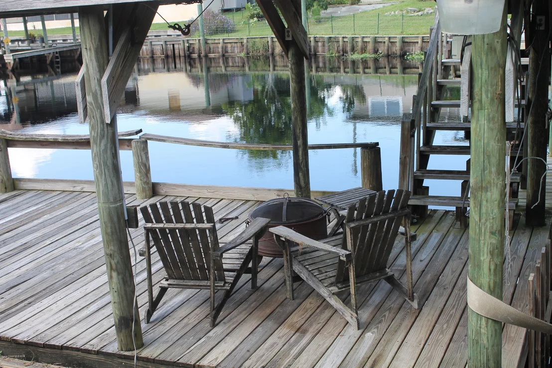 Photo of 818 Heron Road
