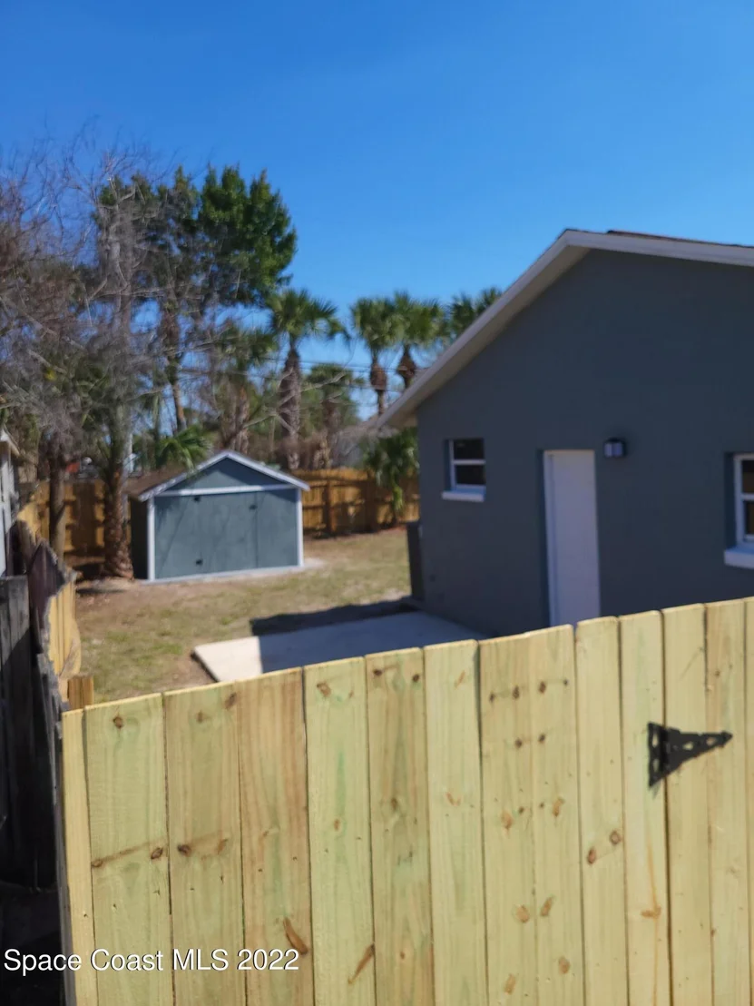 Photo of 337 Ponce De Leon Avenue