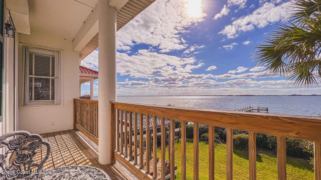 Photo of 176 Bayshore Drive