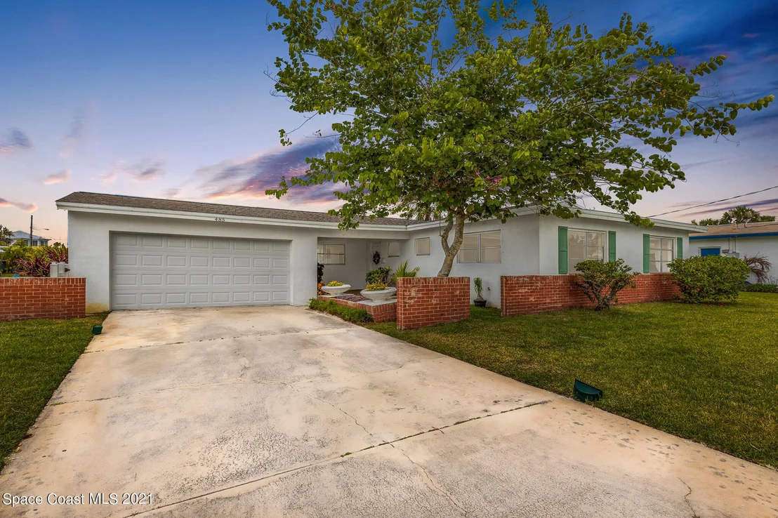 Photo of 485 Penguin Drive