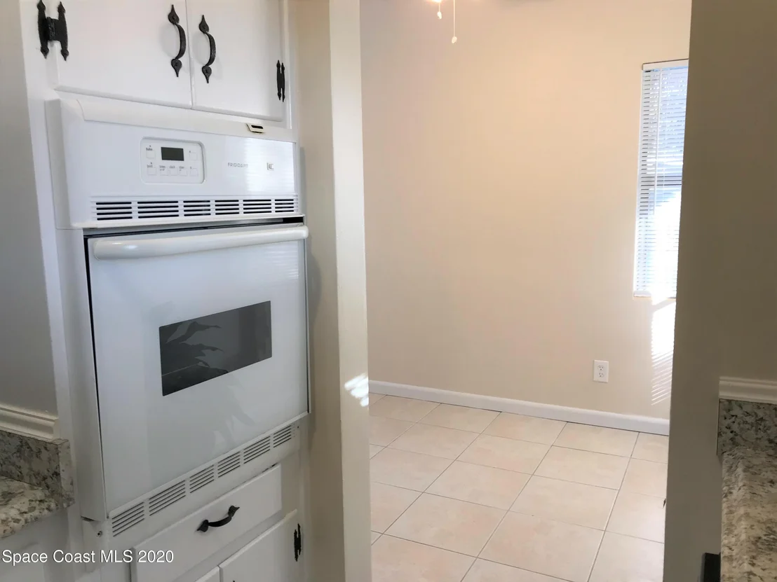Photo of 1866 Cedarwood Drive